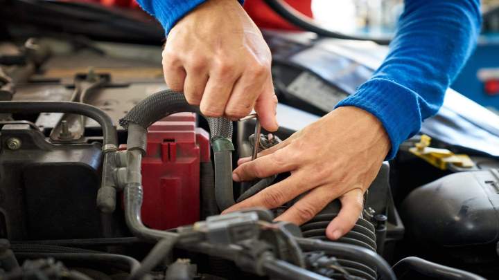 Car bolt tightening Whitby